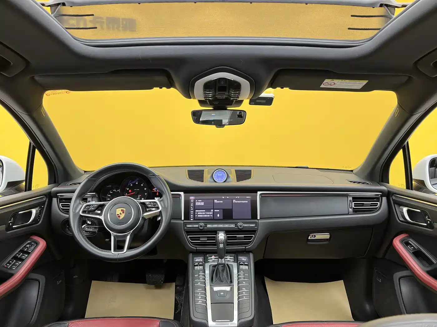 Porsche Macan 2021 Macan 2.0T фото 21