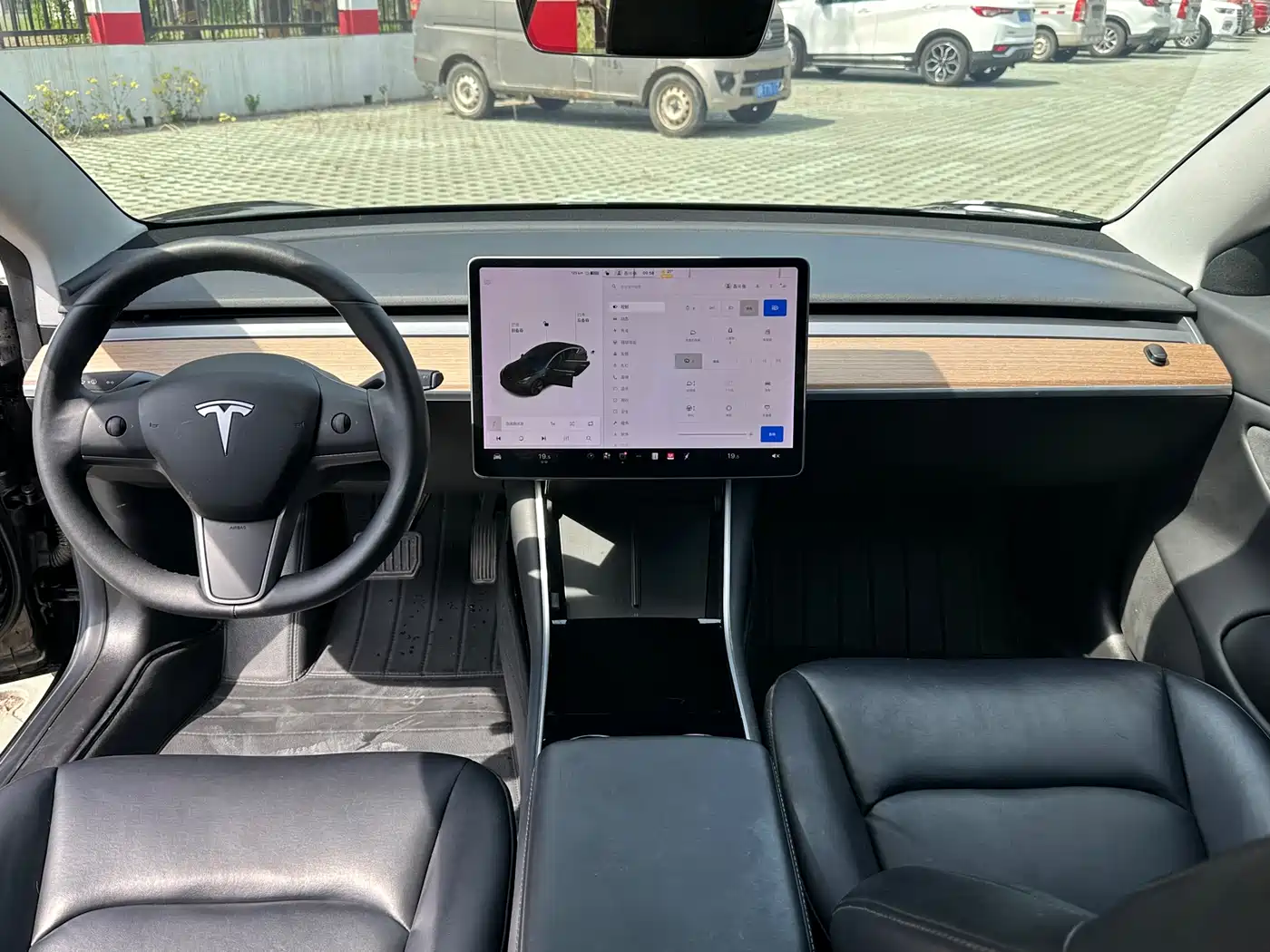 Tesla Model 3 (Import) 2019 2019 Long Range All-Wheel Drive Edition