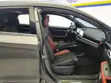 Фото 8 - Geely Coolray