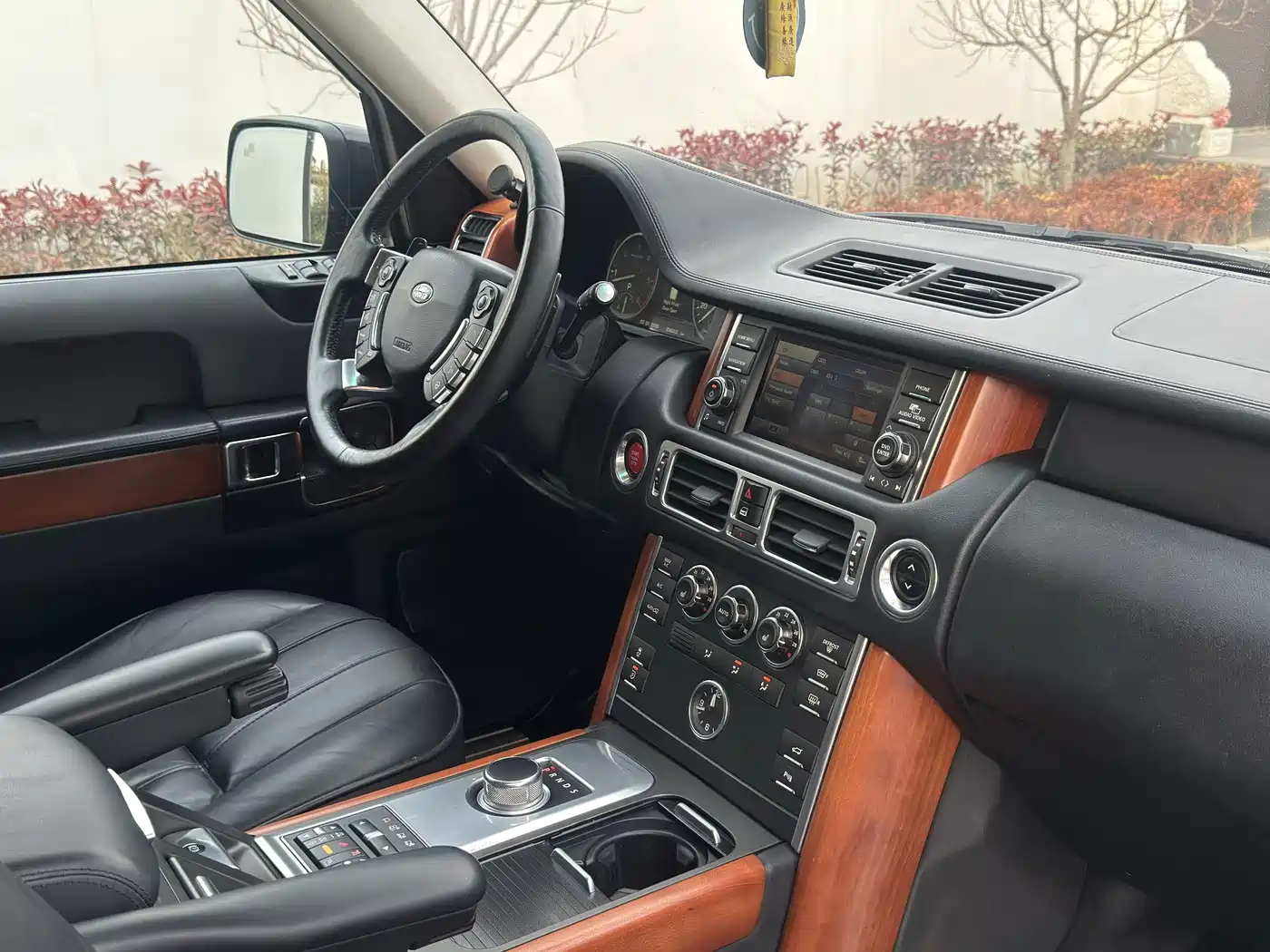 Land Rover Range Rover 2012 4.4 TDV8 фото 8
