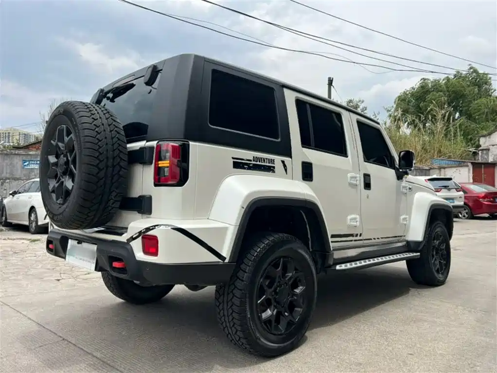 BAIC ORV Beijing Offroad BJ40 2023 2.0D Automatic 4WD Blade Hero Edition Knight Type фото 8