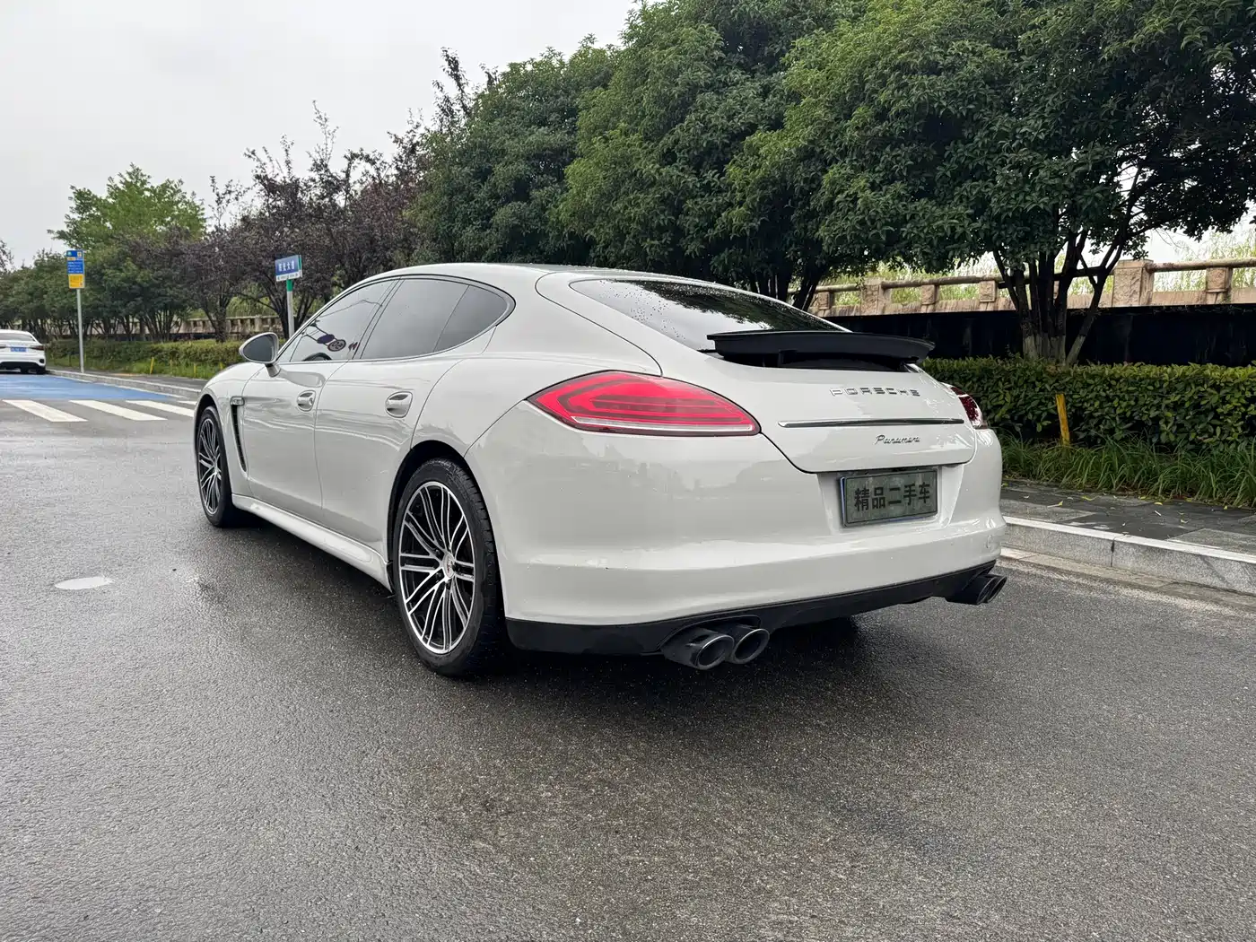 Porsche Panamera 2010 2010 Panamera 3.6L