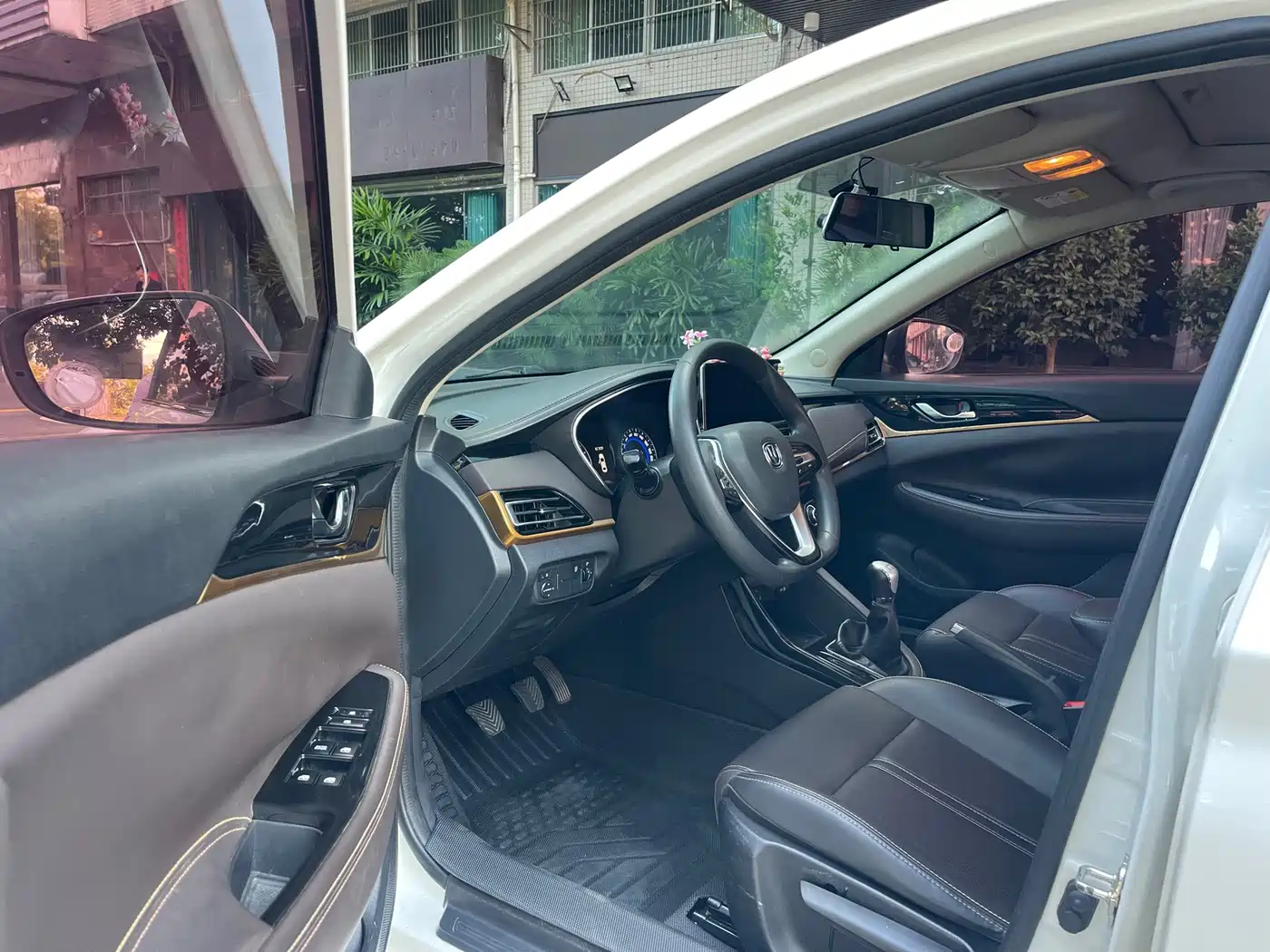 Changan Eado DT 2019 2018 1.6L Manual Intelligent Luxury