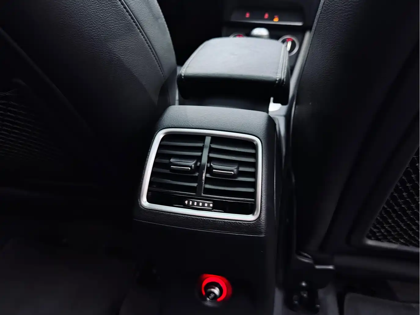 Audi Q3 2018 30th Anniversary Edition 30 TFSI Style фото 22