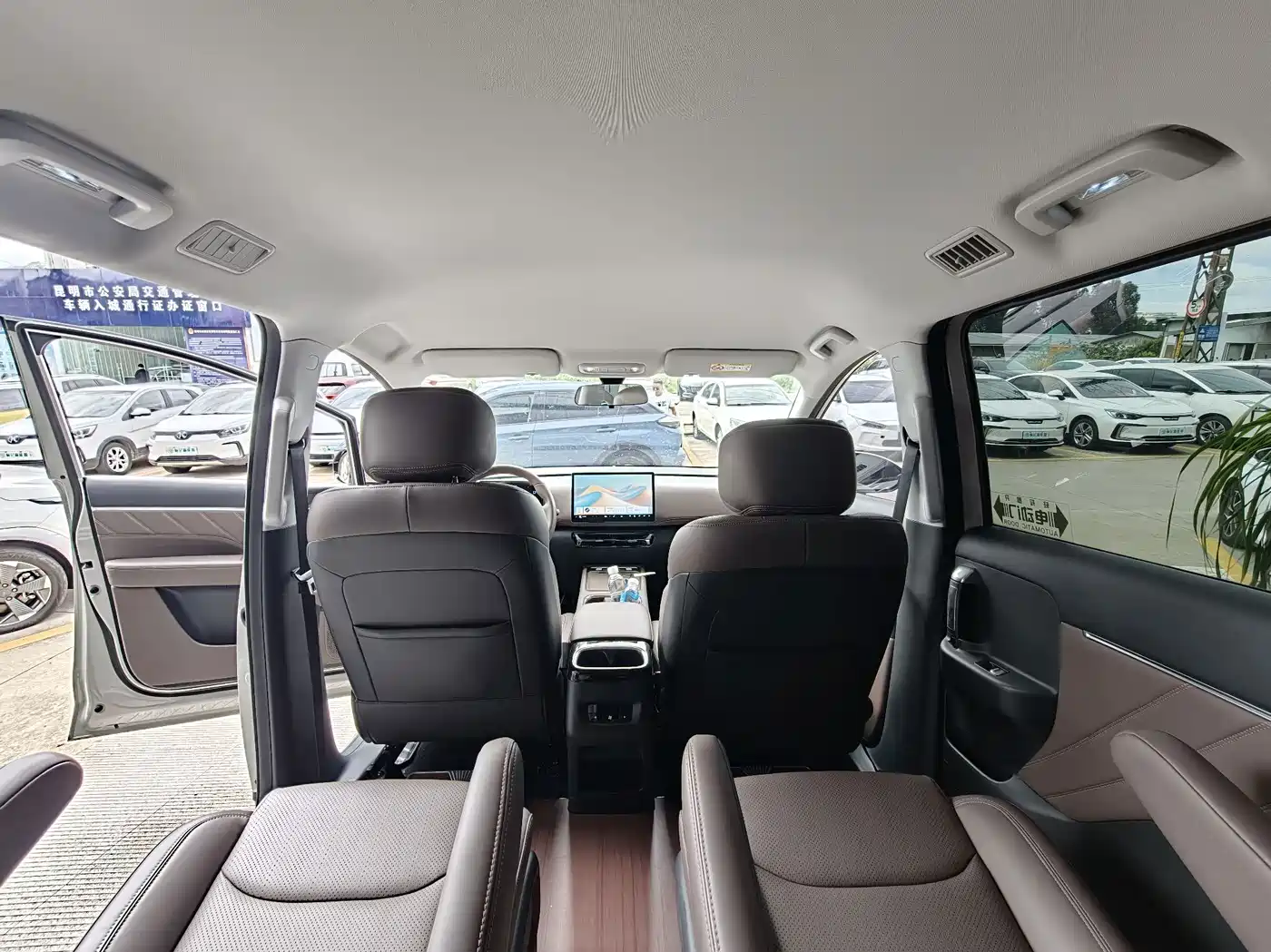 Wuling Motors Xingguang 730 New Energy 2025 2025 Model Pure Electric Base Version