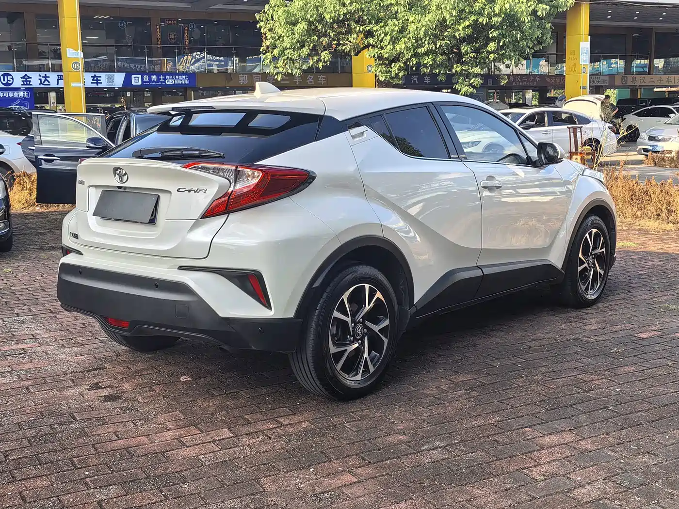 Toyota C-HR 2018 2018 2.0L Leading Edition China V
