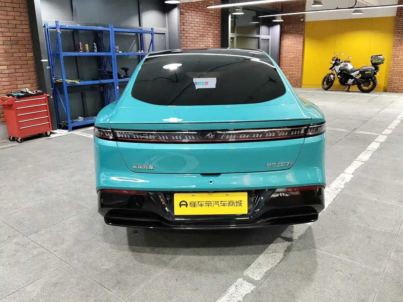 Фото 8 - Dongfeng Yipai eπ007