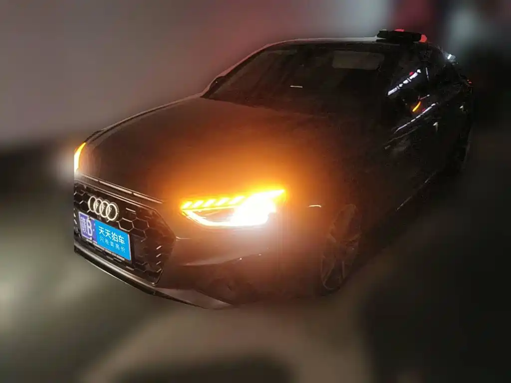 Audi A4L 2022 40 TFSI Luxury Dynamic
