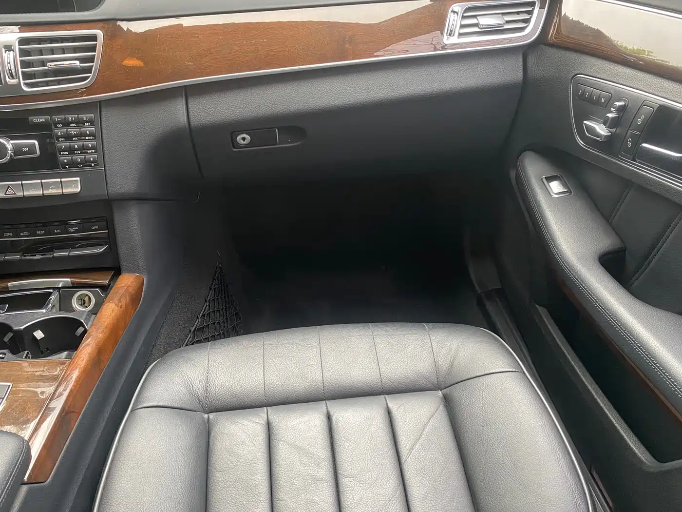 Mercedes-Benz E-Class 2015 E 320 L Luxury 4MATIC фото 15