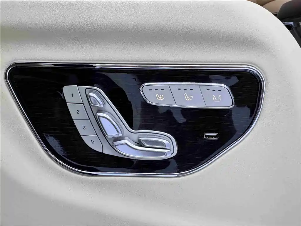 Mercedes-Benz Vito 2021 2.0T Elite 7-Seater фото 17