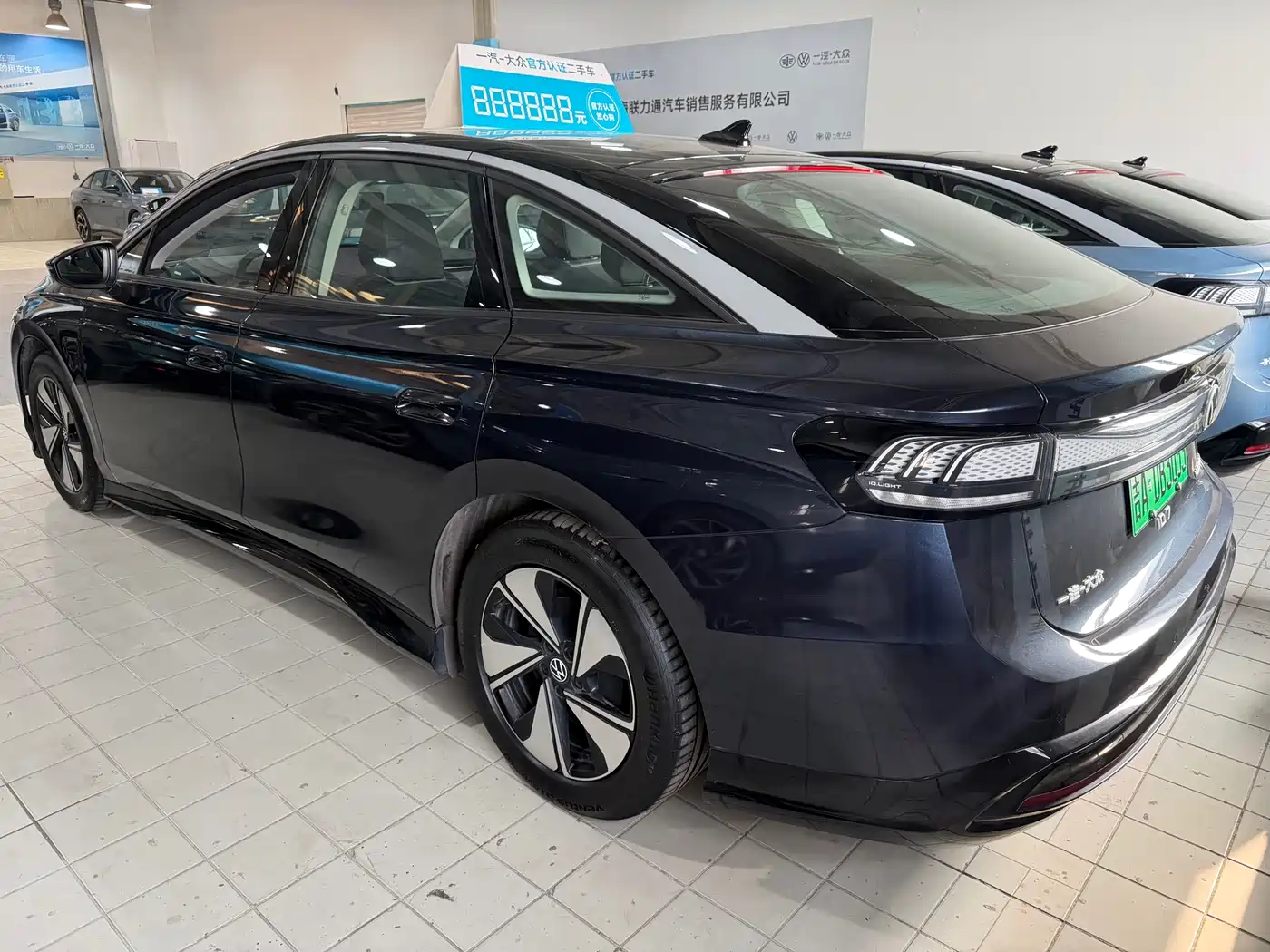 VOLKSWAGEN ID.7 VIZZION