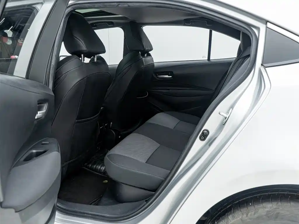 Toyota Levin 2022 Dual Engine 1.8H E-CVT Luxury Edition фото 18