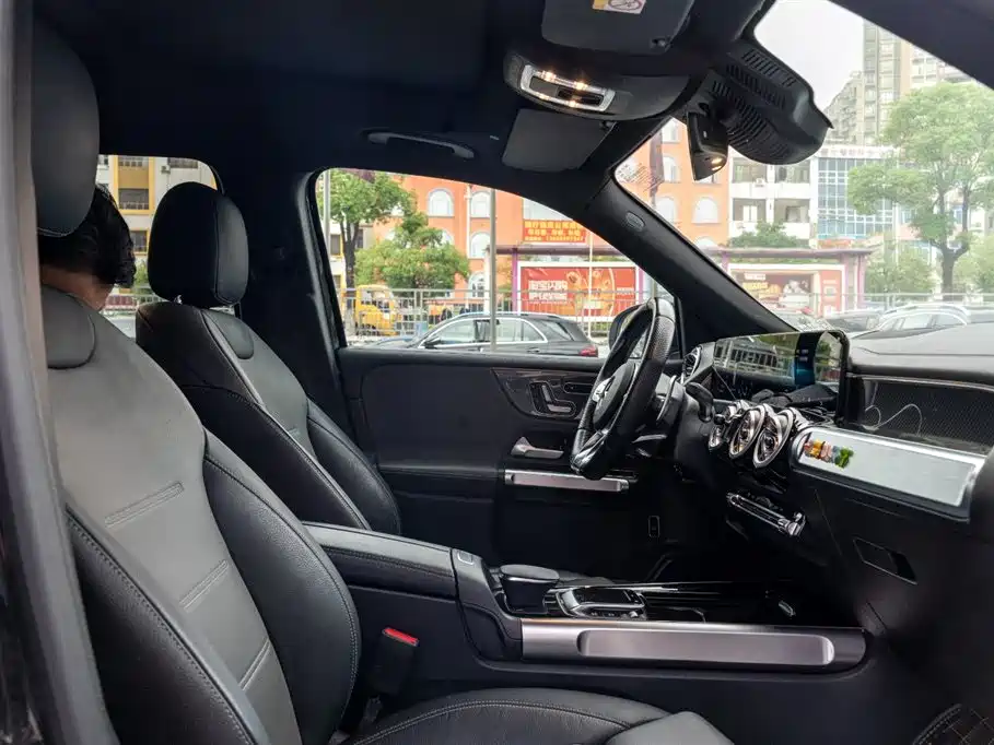 Mercedes-Benz GLB AMG 2021 AMG GLB 35 4MATIC фото 17