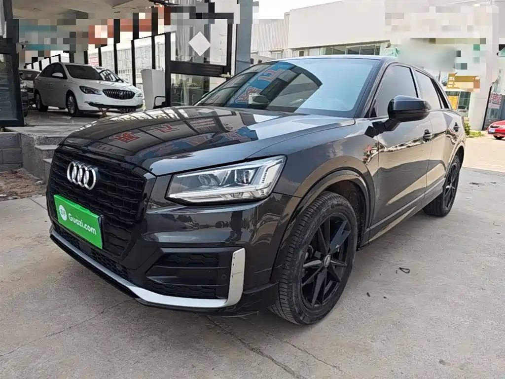 Audi Q2L 2020 35 TFSI Fashion Dynamic Model