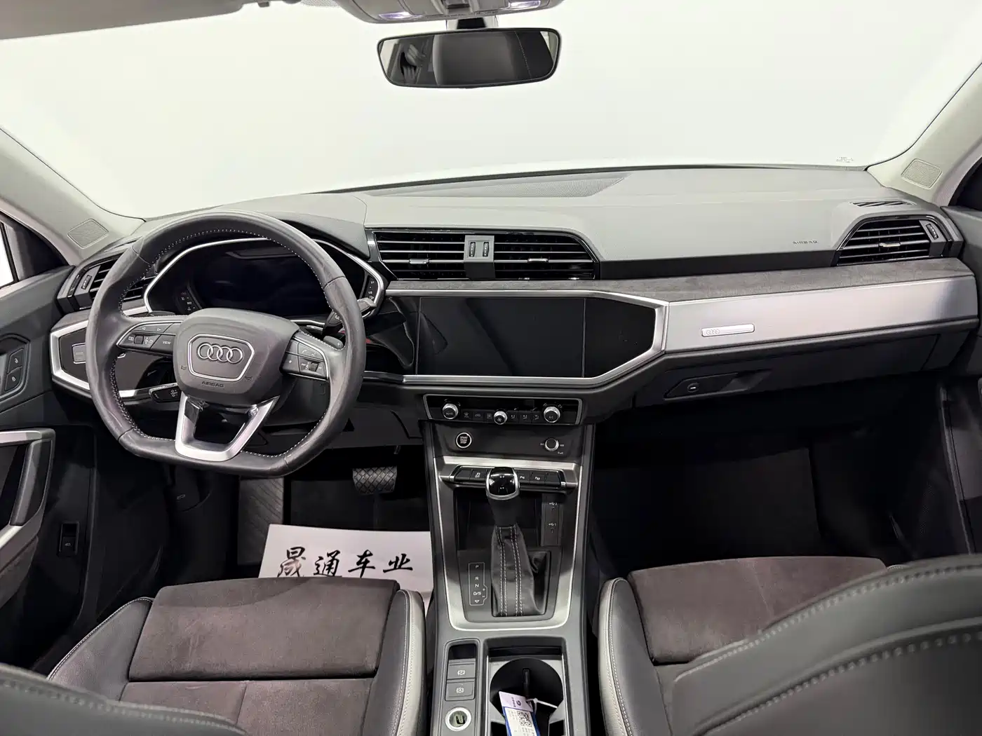 Audi Q3 2022 35 TFSI Fashion Dynamic фото 10