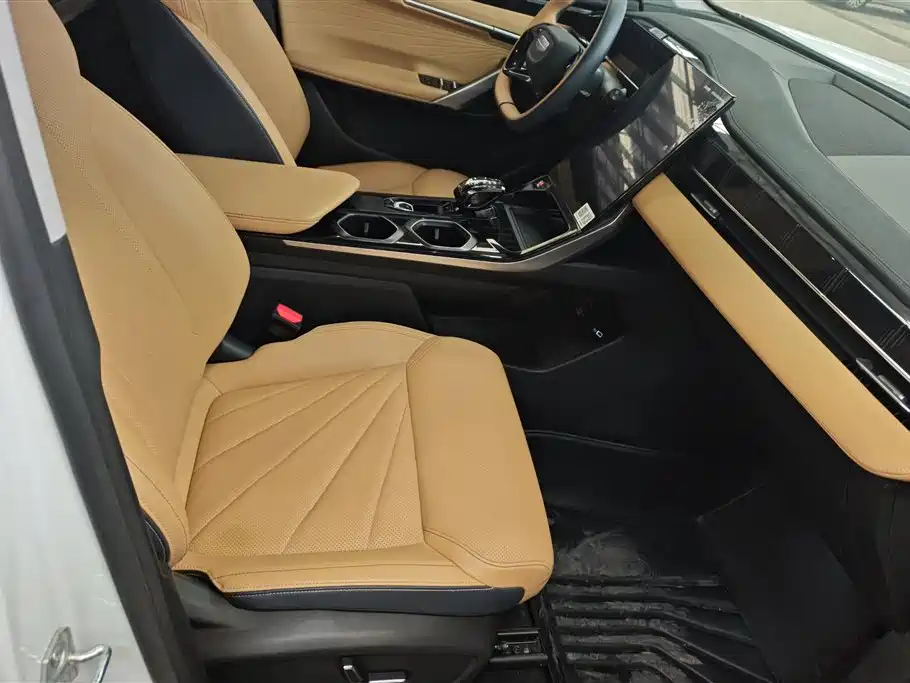 GEELY AUTOMOBILE BOYUE L