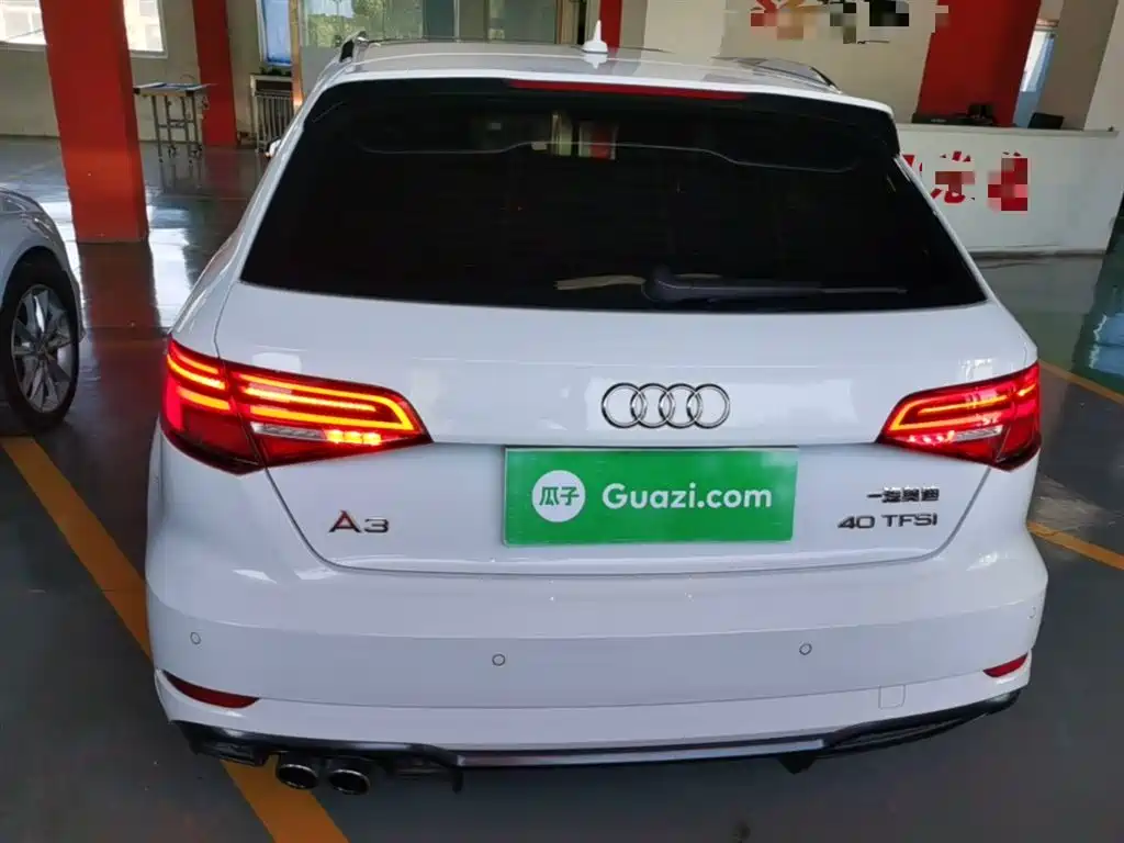 Audi A3 2018 30th Anniversary Sportback 40 TFSI Sport фото 6