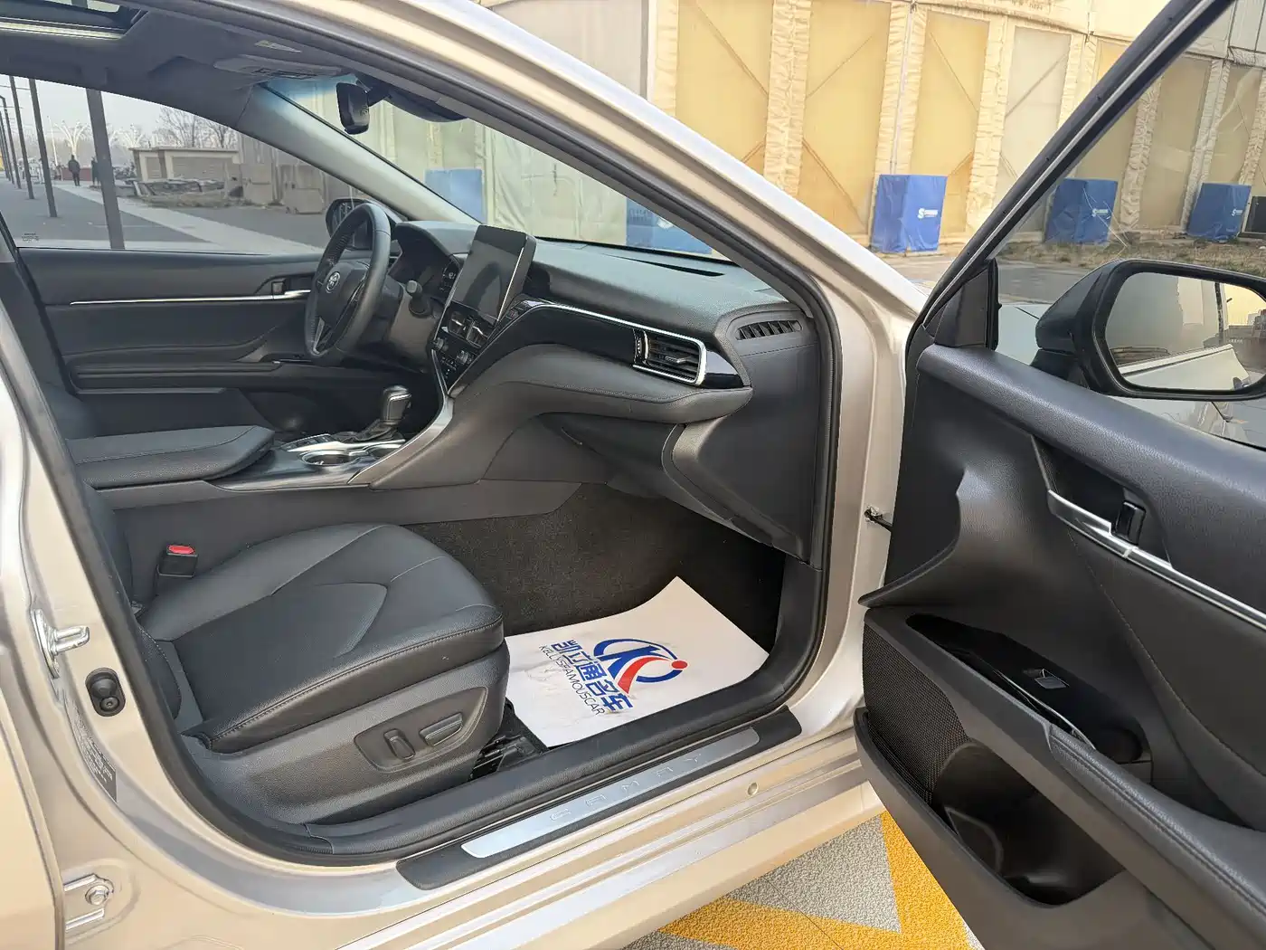 Toyota Camry 2021 2.5G Luxury Edition фото 11