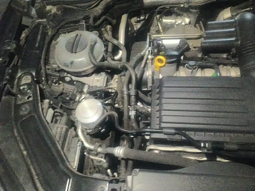Photo 20 - Volkswagen Passat