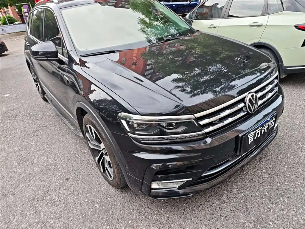 Volkswagen Tiguan L 2021 380TSI Automatic 4WD R-Line Flagship 7-seater фото 2
