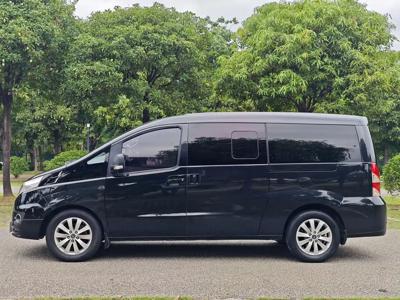 JAC Motors Refine M5 2017 2016 2.0T Gasoline Automatic Business Edition