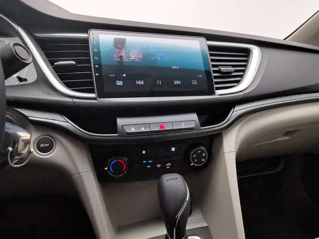 Фото 12 - Buick Excelle