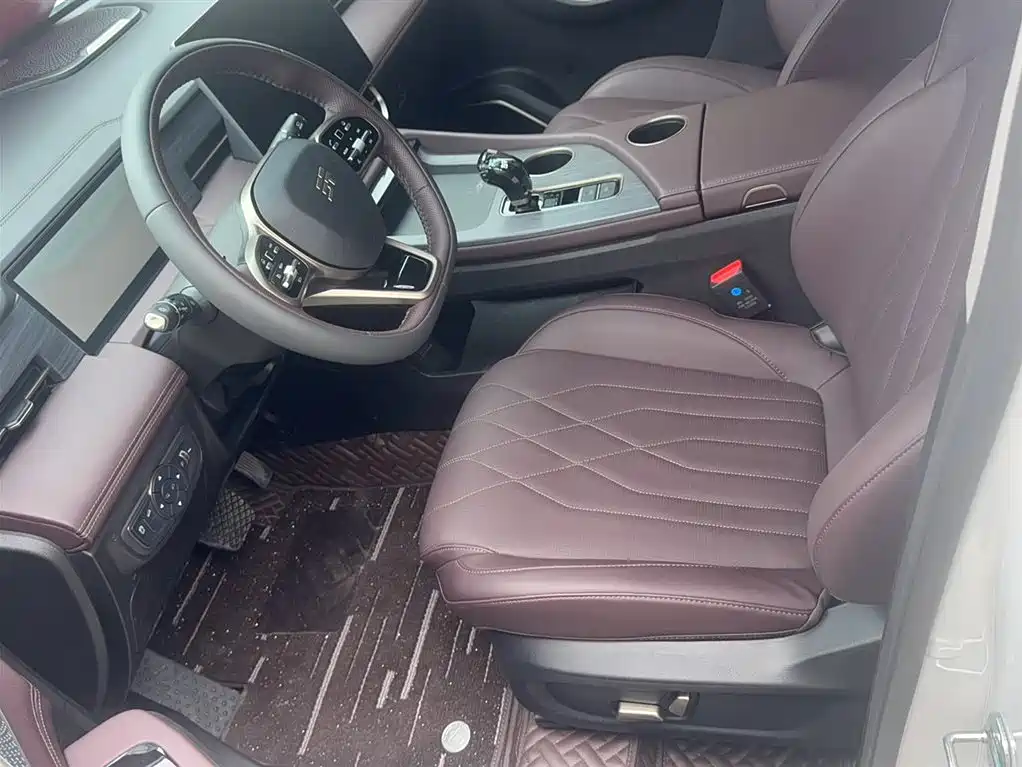 Jetour X90 PRO 2025 2024 1.6T DCT Luxury 7-Seater