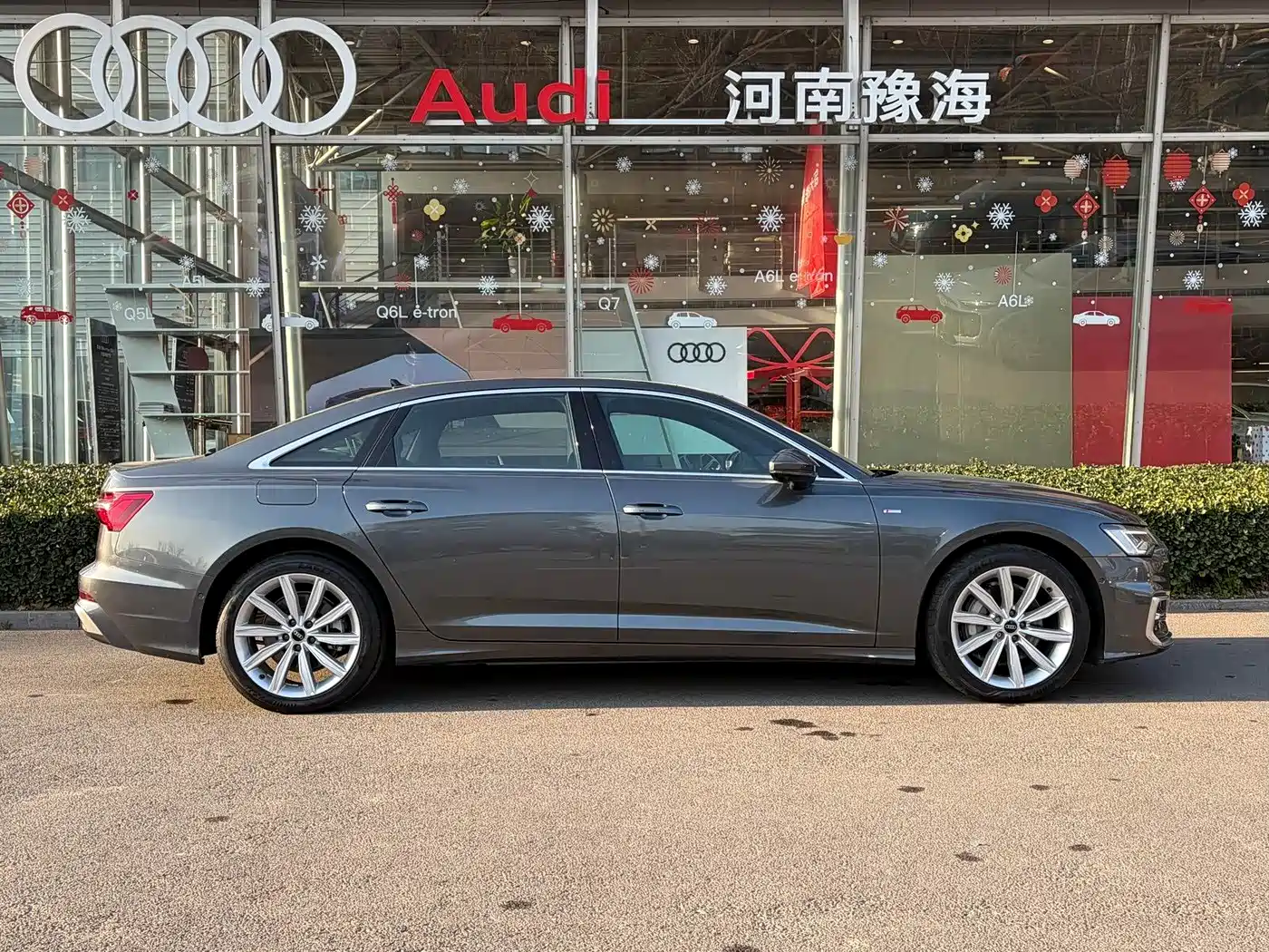 Audi A6L 2024 45 TFSI Premium Dynamic фото 3