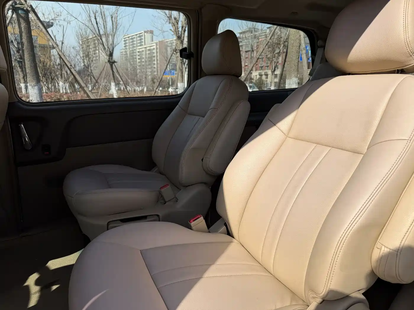 Buick GL8 2014 2.4L Classic Edition фото 7