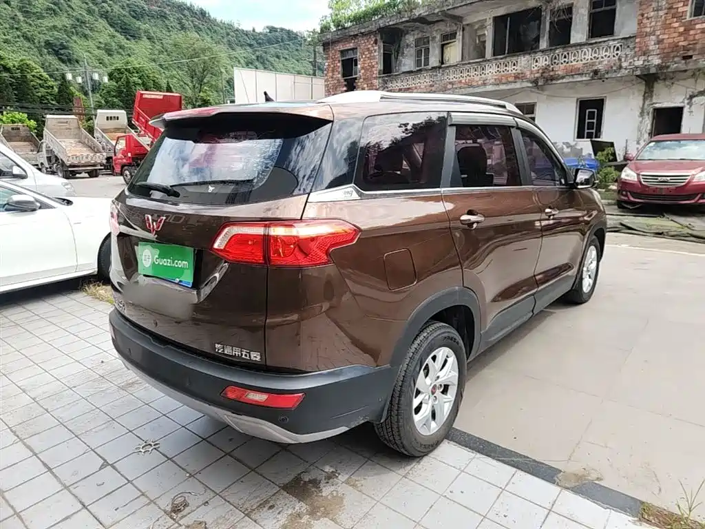 Wuling Motors Wuling Hongguang S3 2018 2018 1.5L Manual Luxury China V