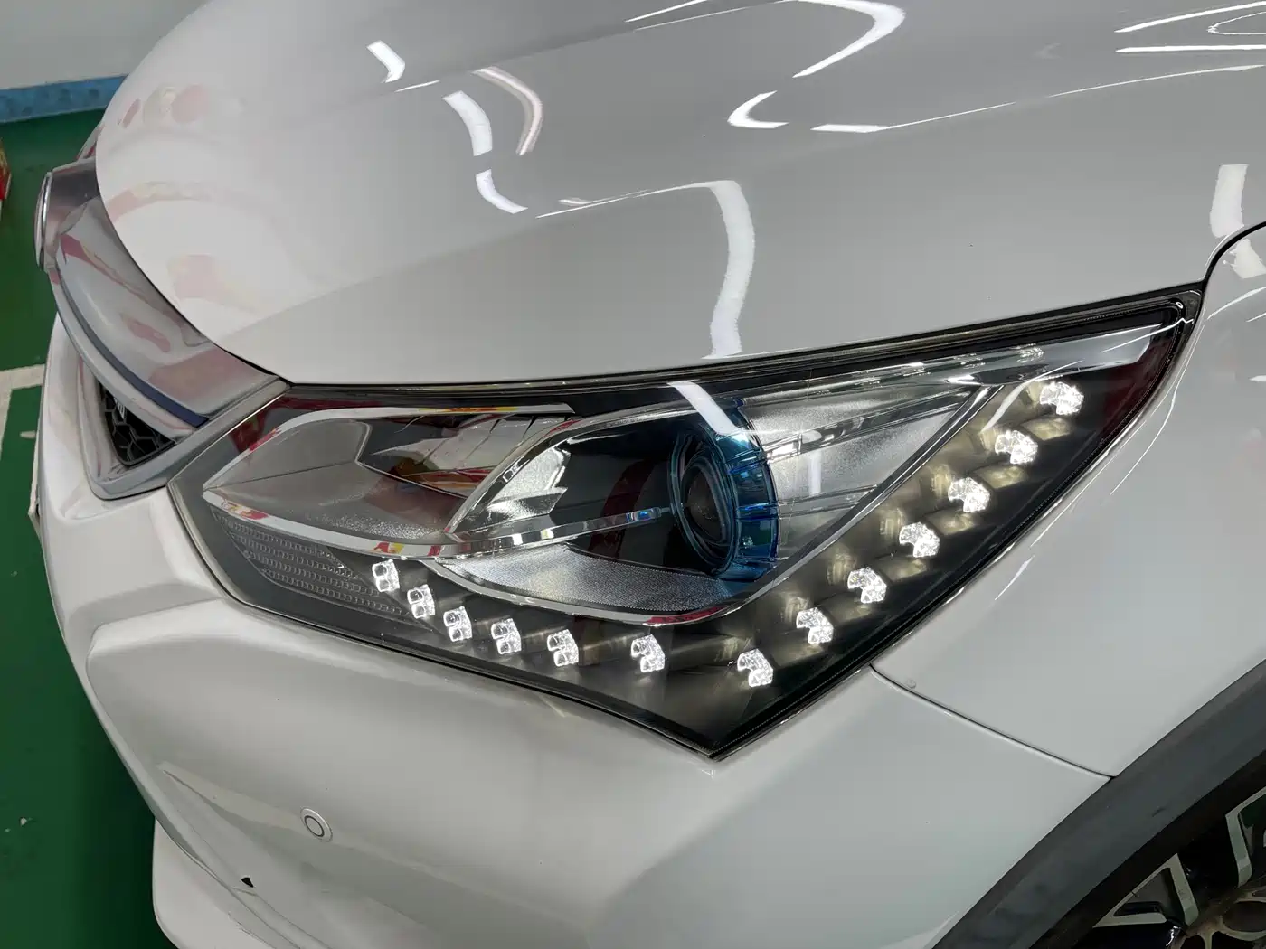 BYD Song New Energy 2017 2017 Song EV300 Premium
