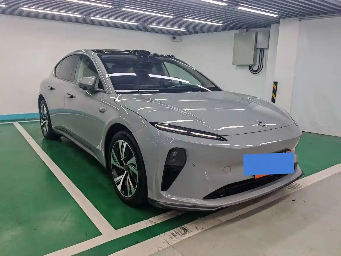 NIO NIO ET5