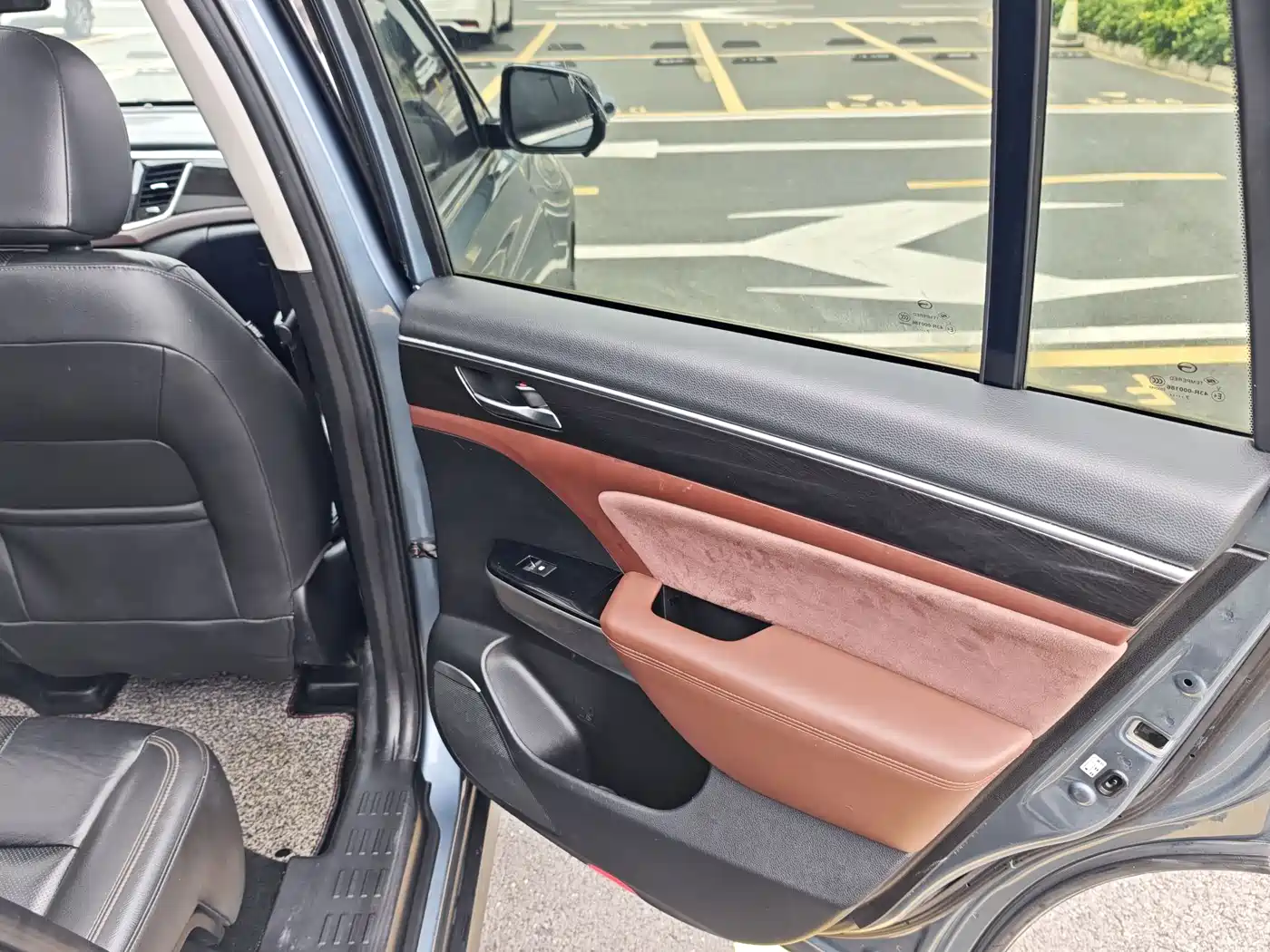 GAC Trumpchi Trumpchi GS8 2017 320T 2WD Luxury Smart Connect (7-seater) фото 19