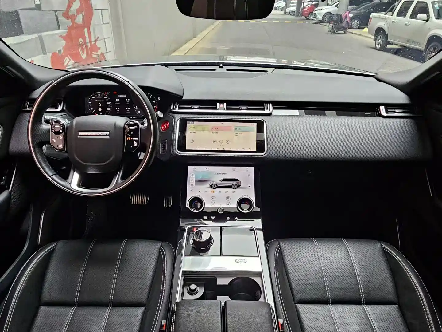 Фото 7 - Land Rover Range Rover Velar