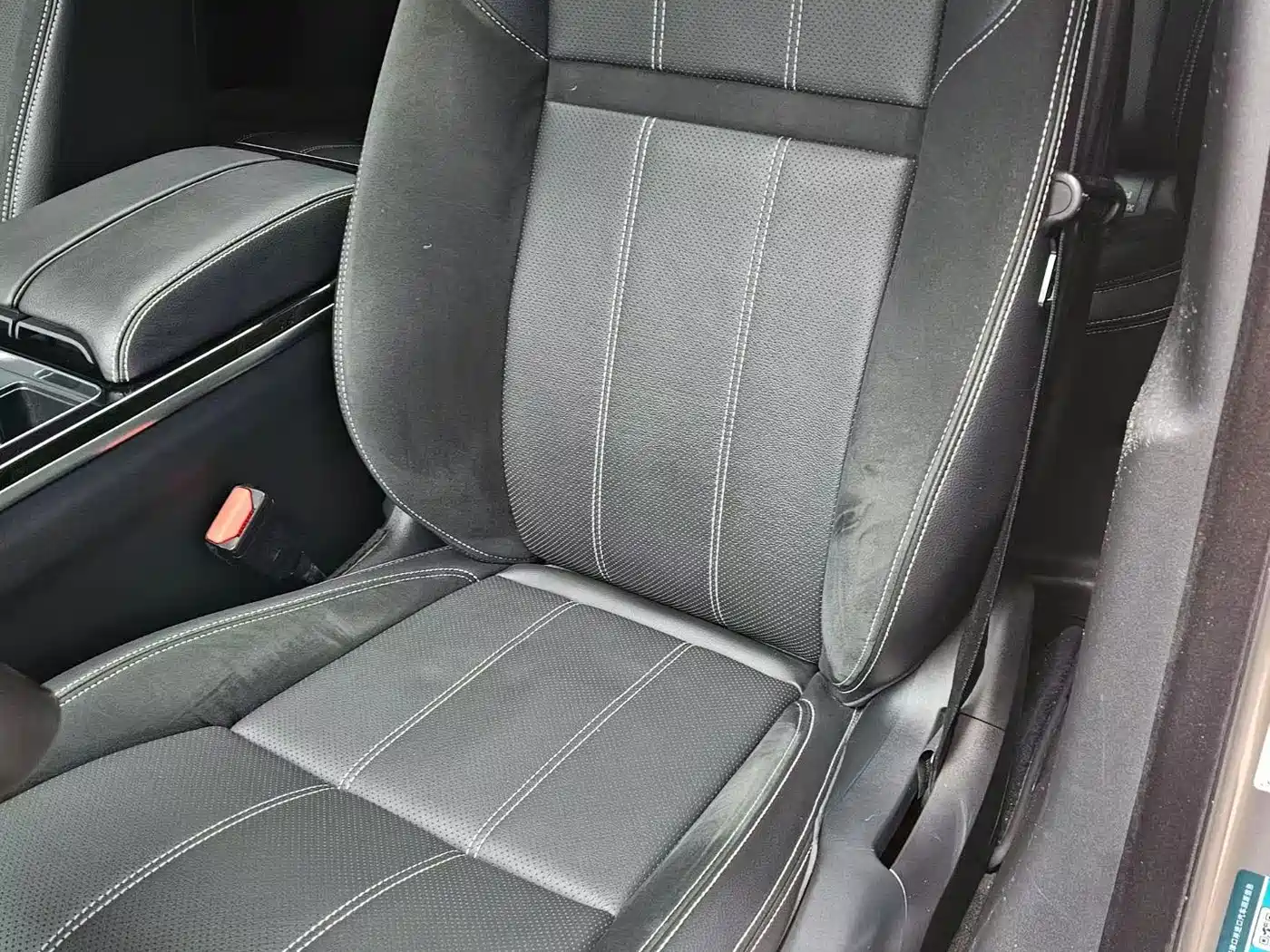 Land Rover Range Rover Velar 2018 P380 R-DYNAMIC SE фото 8