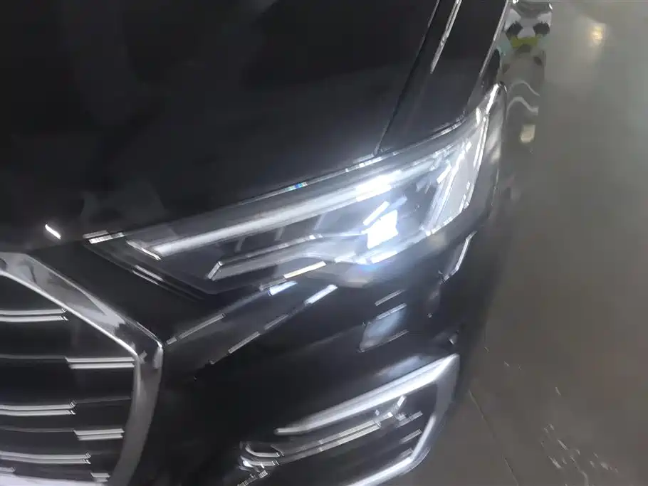 Audi A6L 2025 45 TFSI quattro Premium Sport + Exclusive Package фото 5
