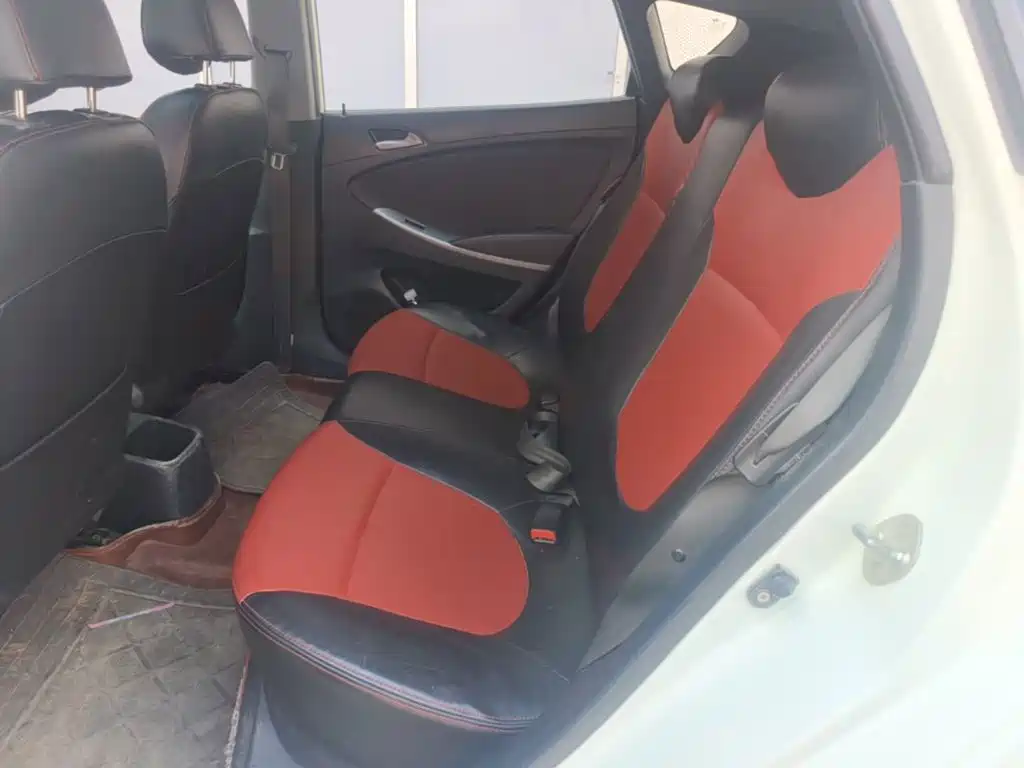 Hyundai Reina 2015 2014 1.4L Manual GLX