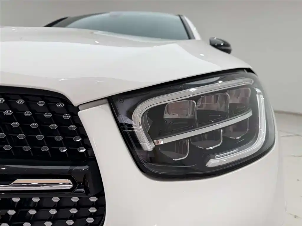Mercedes-Benz GLC Coupe 2021 GLC 260 4MATIC Coupe SUV фото 2