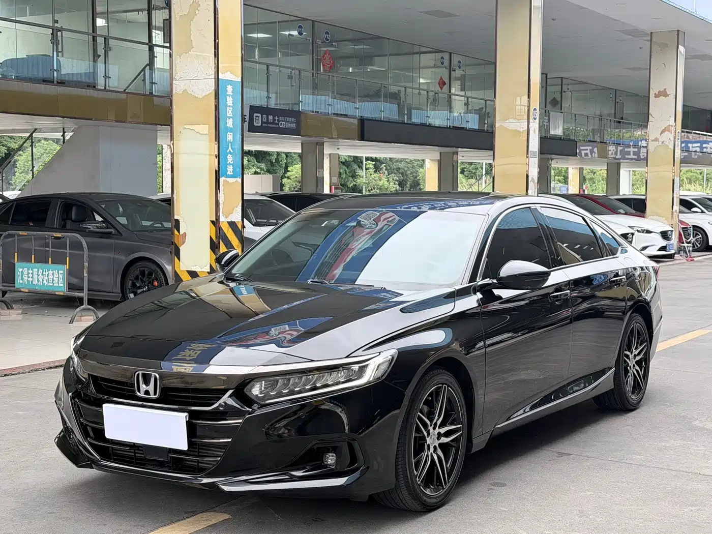 Honda Accord 2022 260TURBO Phantom Night Premium
