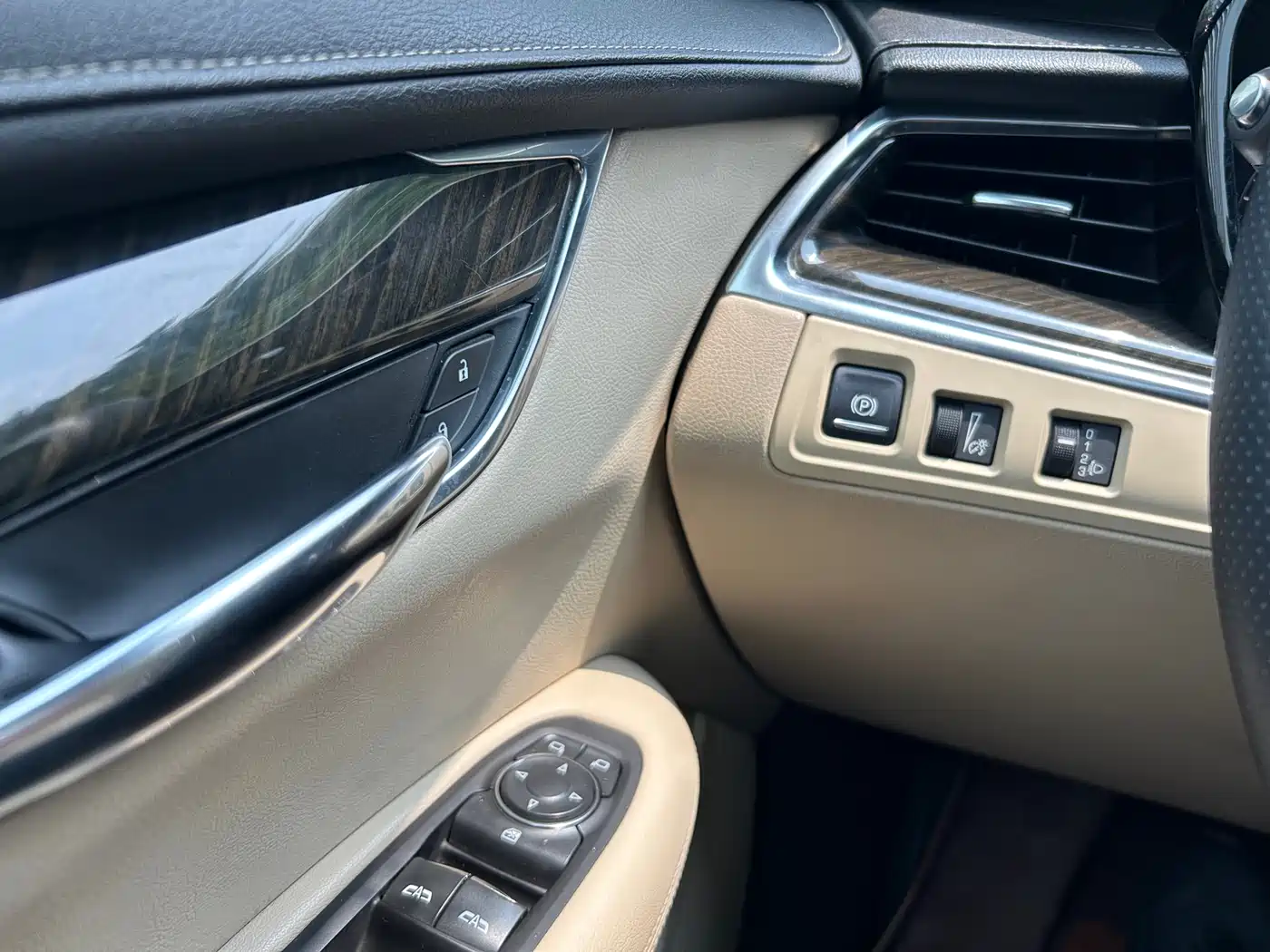 Cadillac XT5 2017 2018 25T Technology