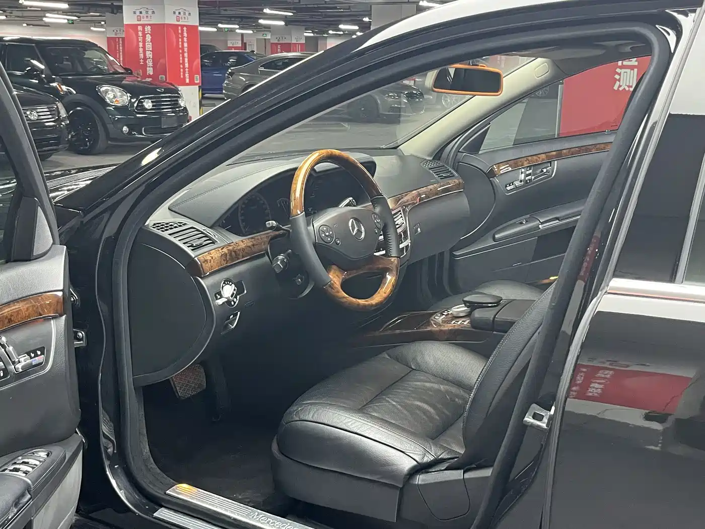 Mercedes-Benz S-Class 2012 S 350 L 4MATIC Grand Edition фото 12