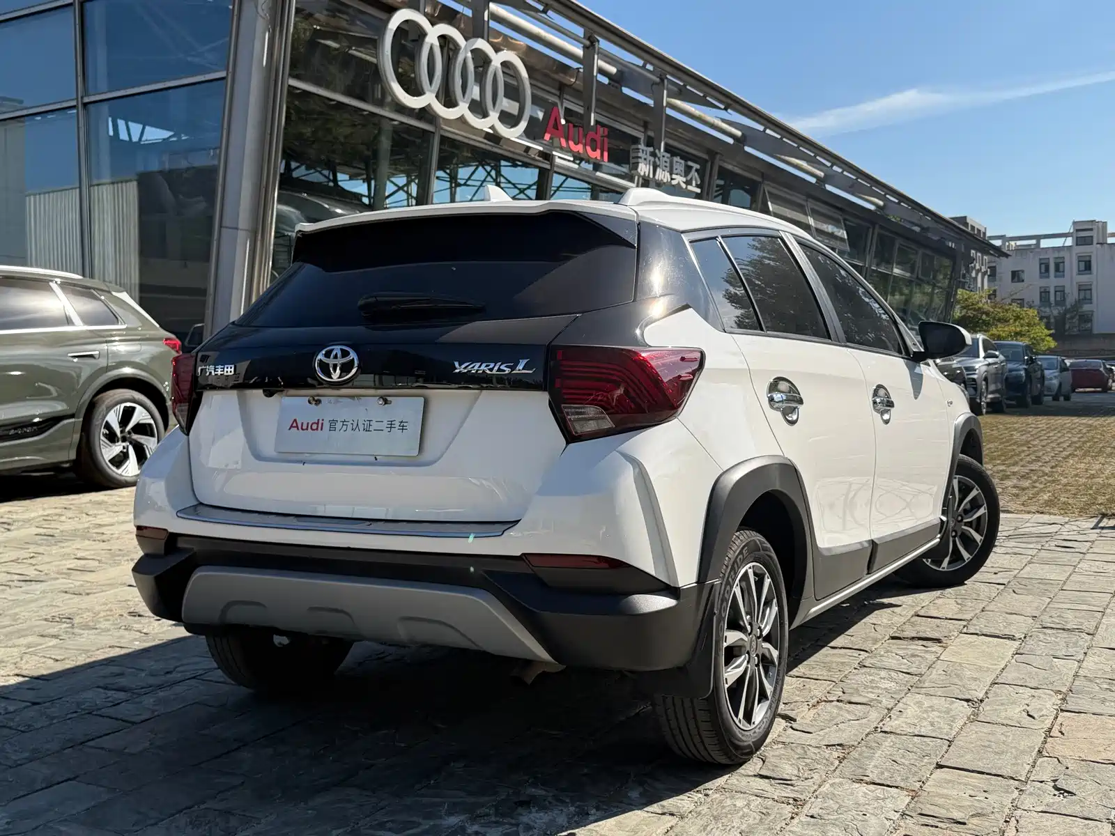 Photo 8 - Toyota YARiS L Zhi Xuan