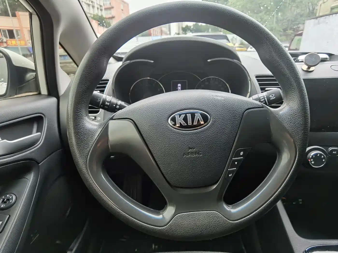 Kia K3 2016 1.6L Automatic GL фото 14