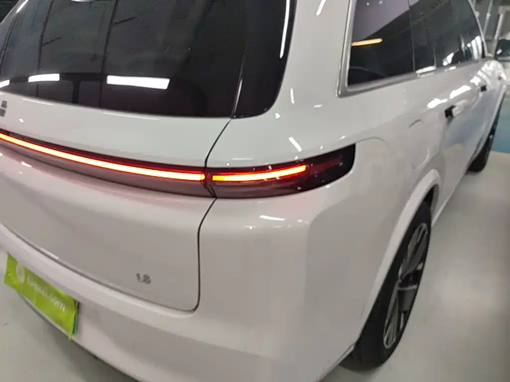 Li Auto Li L8 2025 2025 Max Smart Renewal Edition