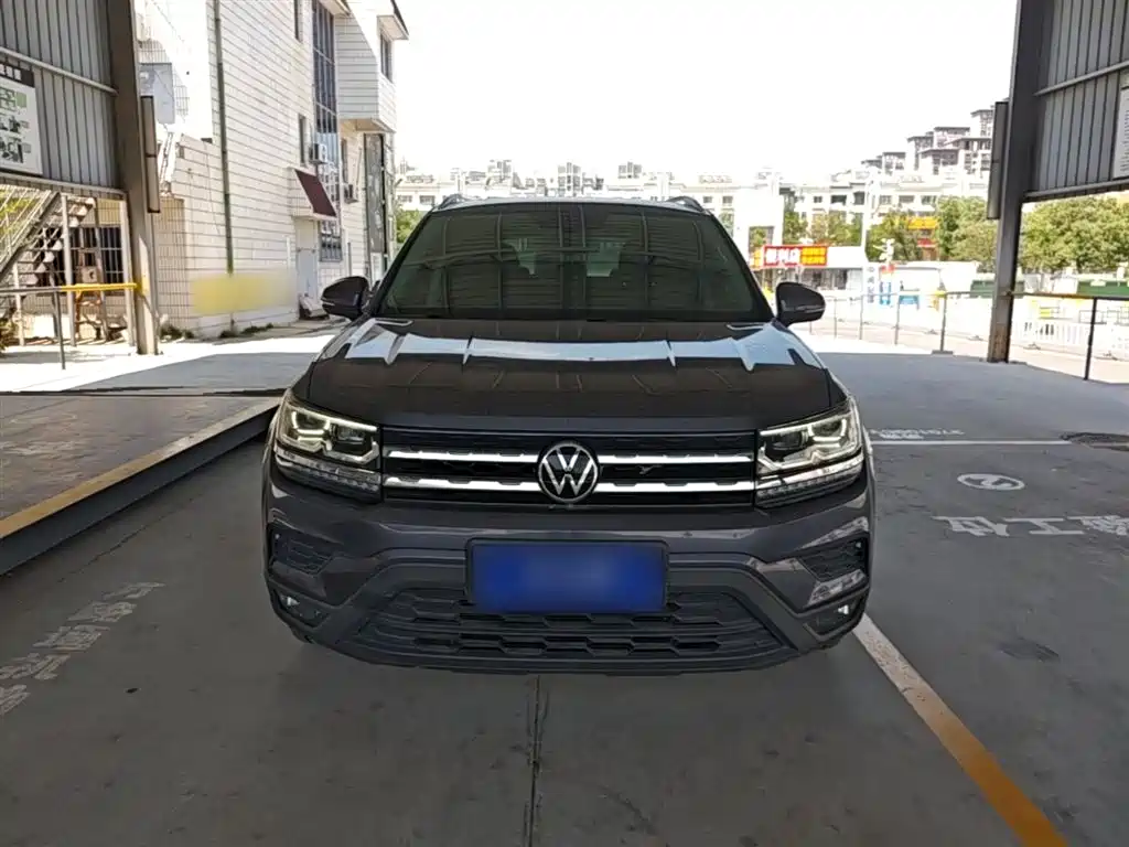 VOLKSWAGEN TUYUE