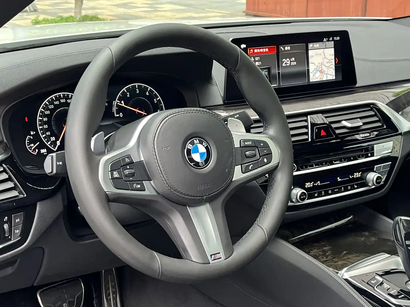 BMW 5 Series 2019 Facelift 530Li Leading M Sport Package фото 16
