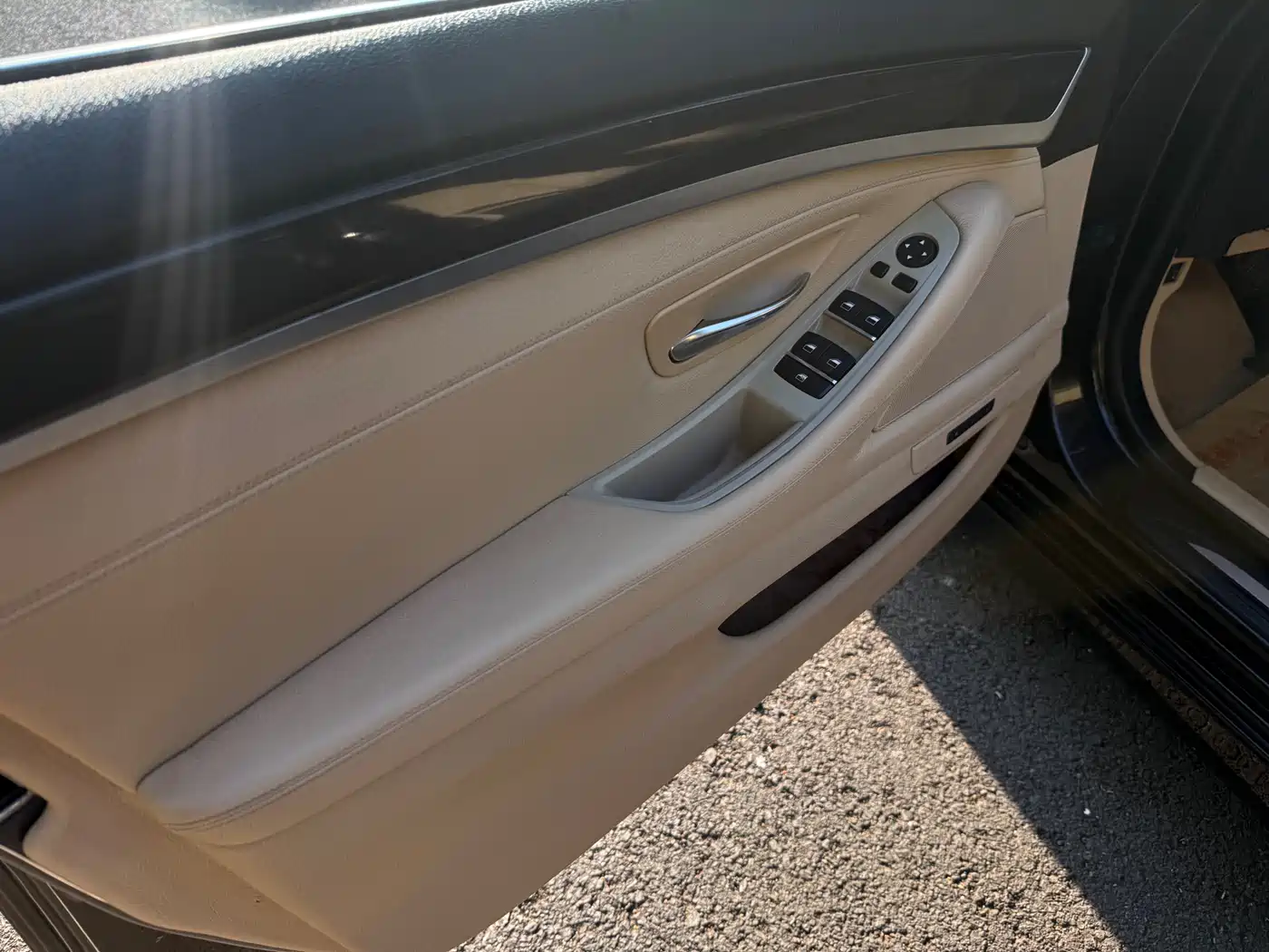 BMW 5 Series 2013 525Li Luxury фото 11