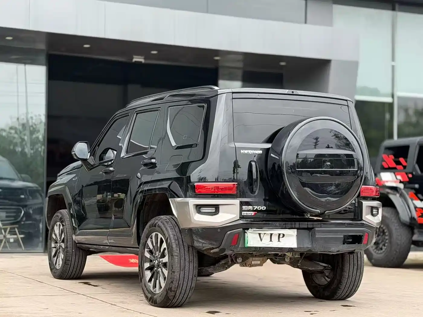 TANK TANK 700 NEW ENERGY