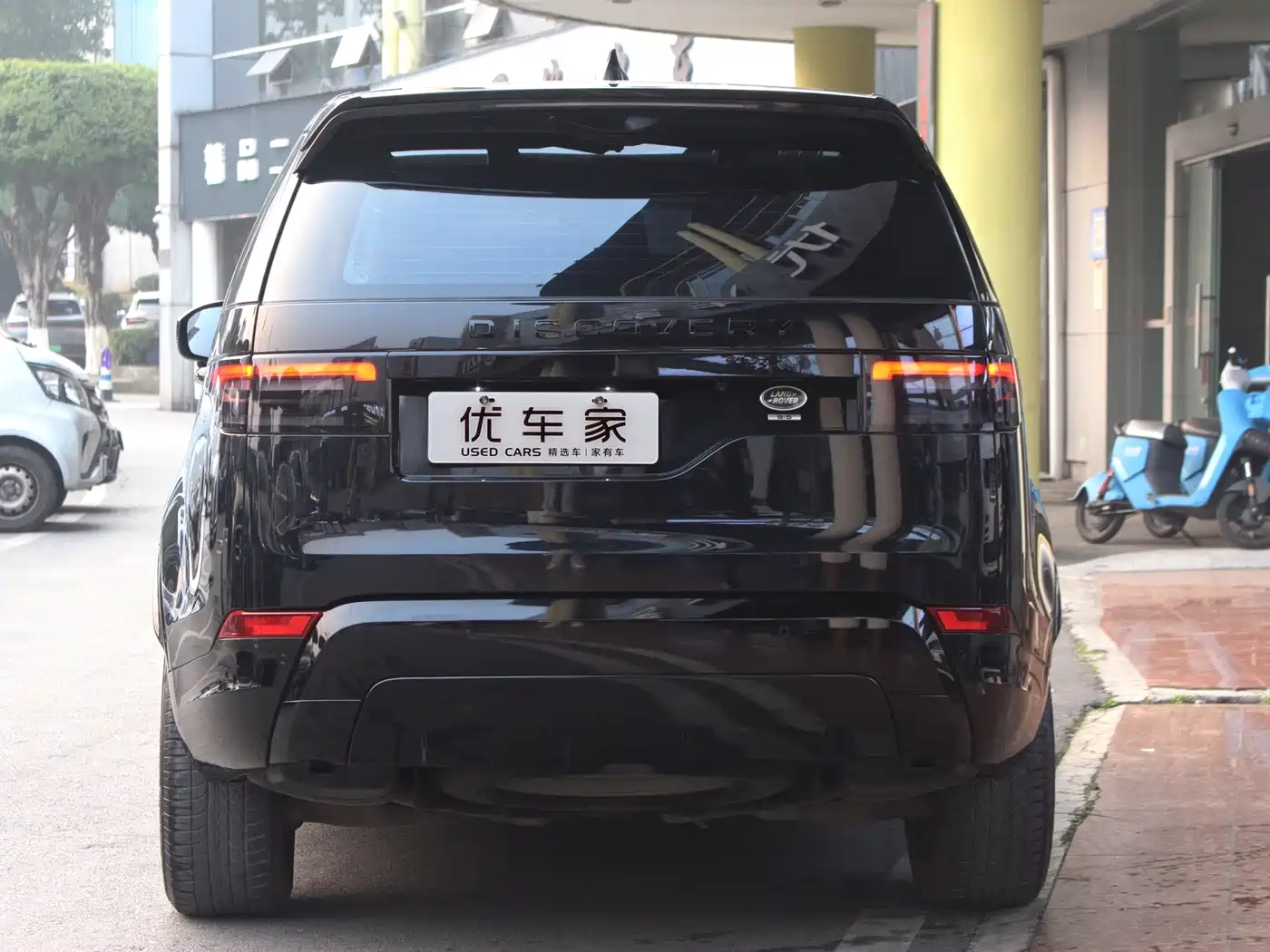 Land Rover Discovery 2018 3.0 SC V6 SE фото 5