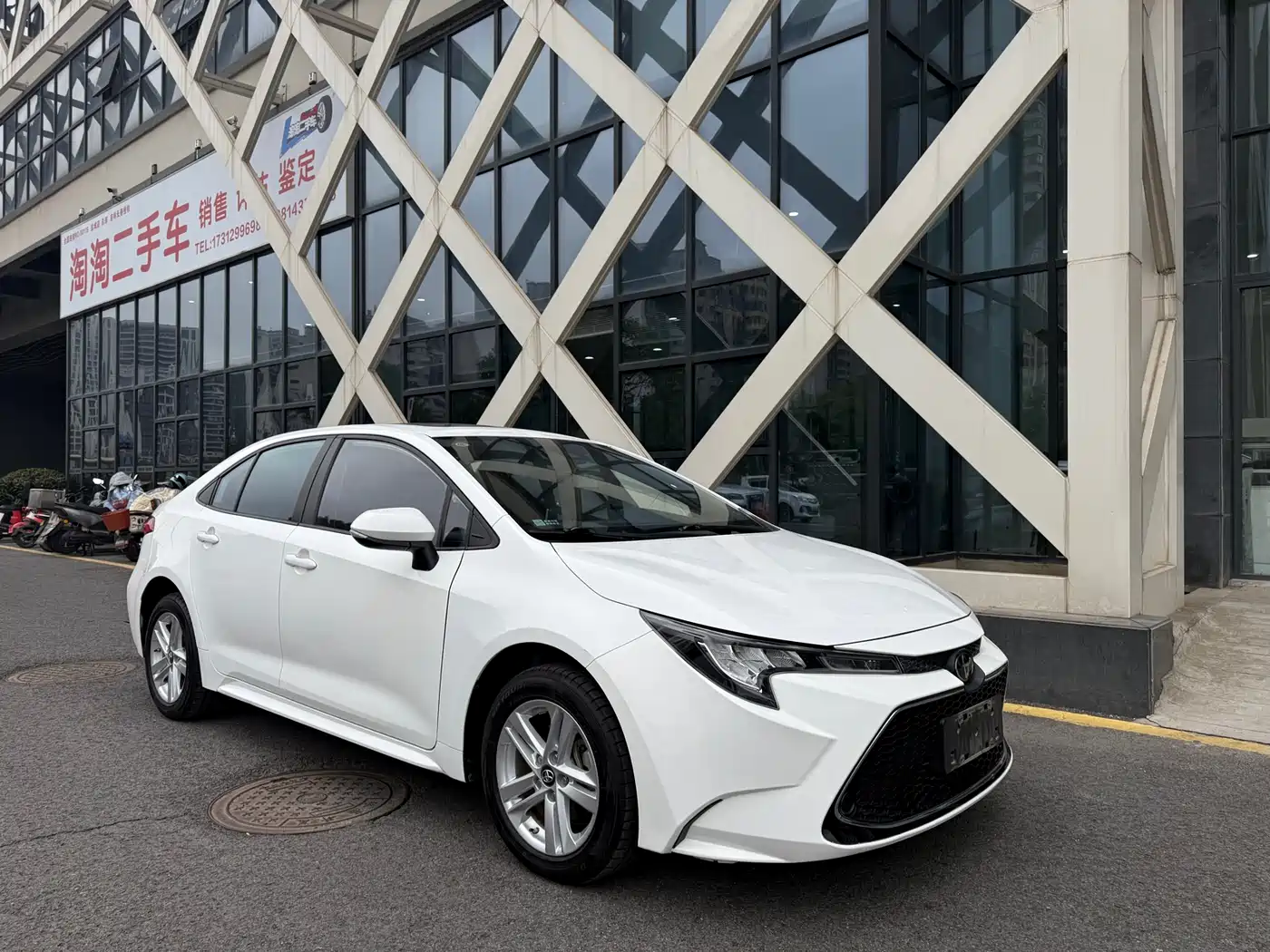 Toyota Levin 2022 185T CVT Luxury Edition фото 3